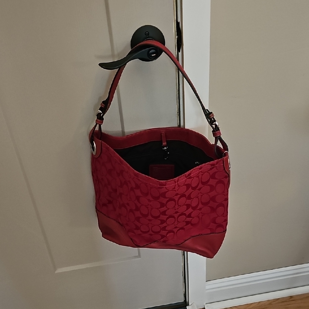 Elegant Red Designer Shoulder Bag